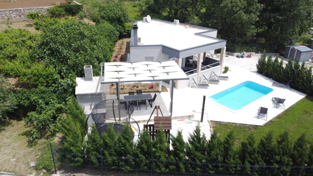 Villa Naklice Omiš Exterior foto